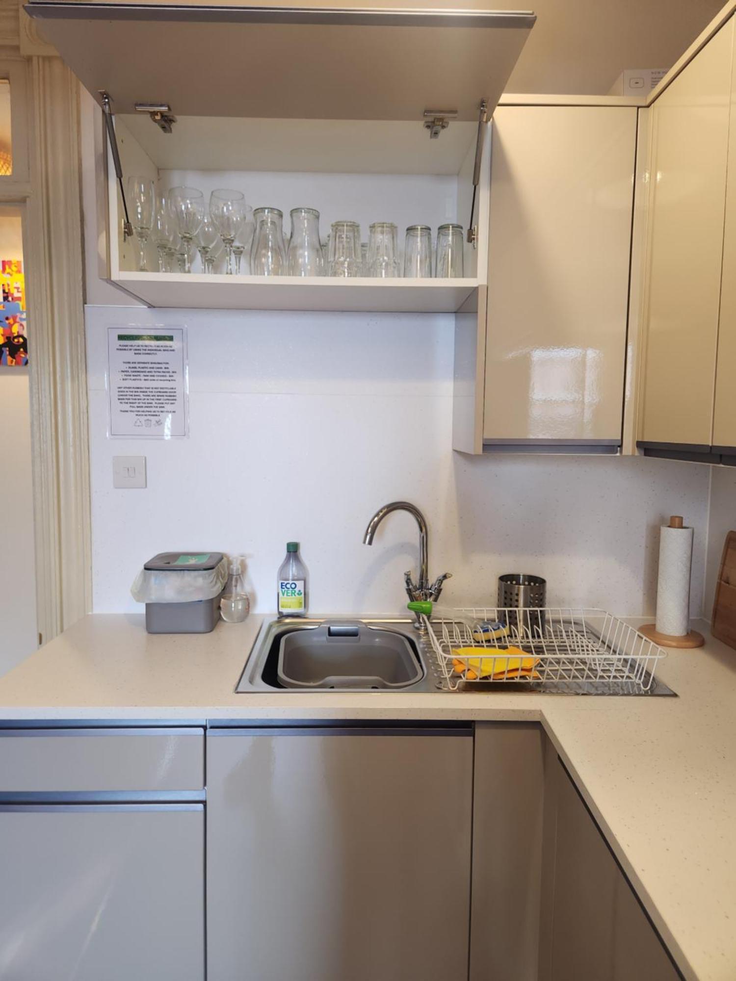 Central Gloucester Self-Catering Flat - A Hidden Gem ภายนอก รูปภาพ